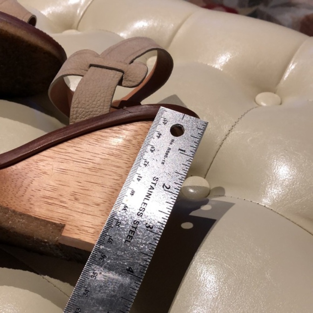 Vince Camuto Signature VI-CADANA genuine Leather wood wedge, size 8.5 - Picture 10 of 14